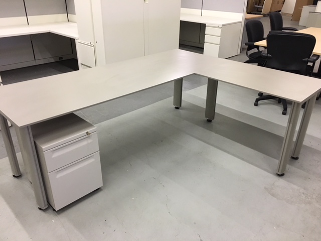 Herman Miller L Shape With Mobile Pedestal 84 X 66 Kdr Herman Miller L Shape With Mobile Pedestal 84 X 66